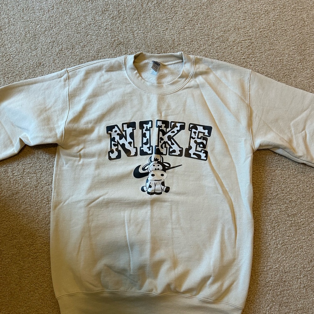Nike Cow Embroidered Crew Neck